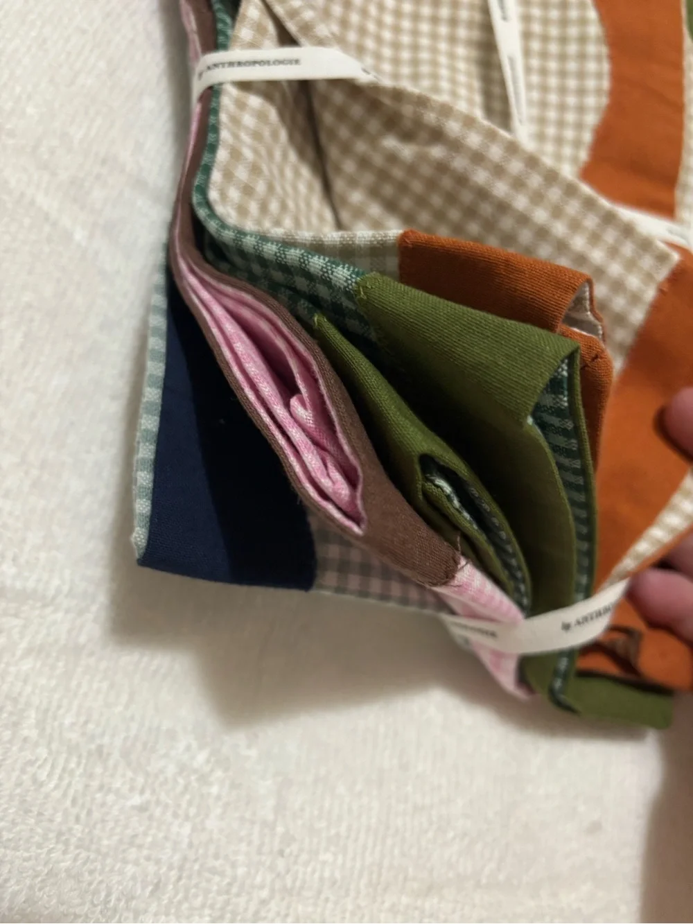 NWT Anthropologie Green, Pink,Navy & Tan Scallop Tea Towels-4 pack